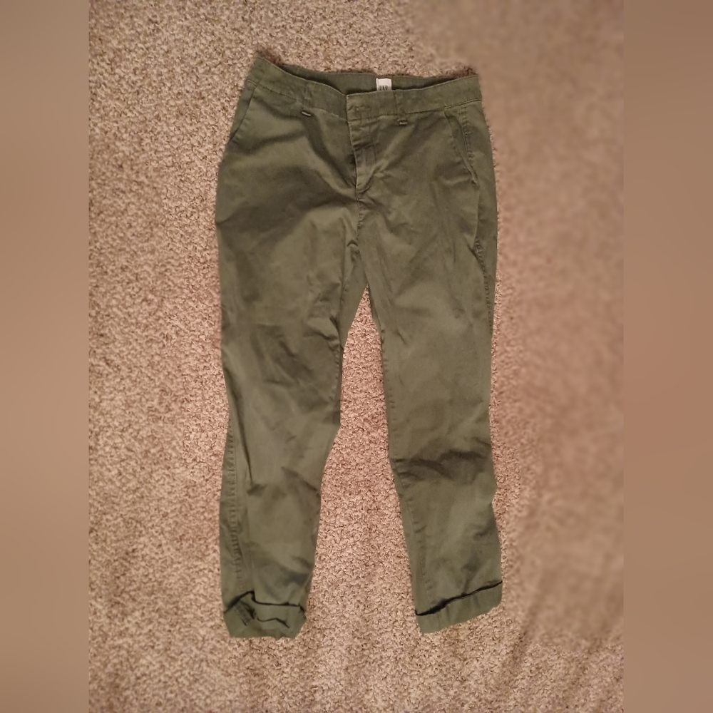 GAP Women's Size 4 Girlfriend Khakis Olive